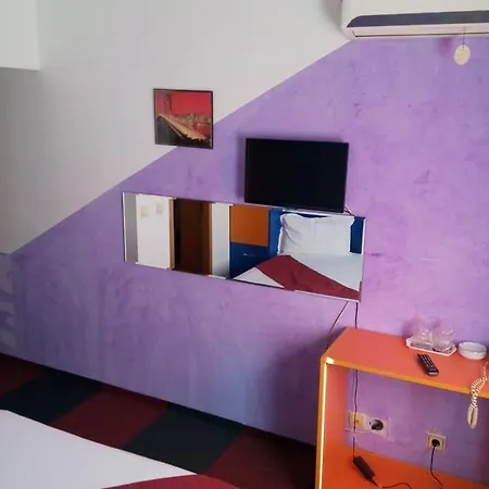Hostel Oana *