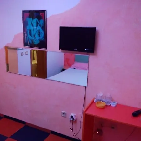Oana Hostel
