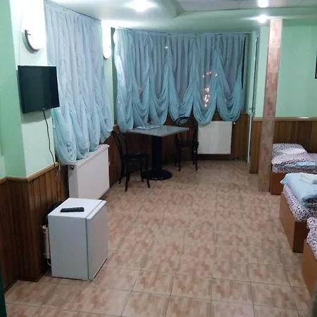 Hostel Oana